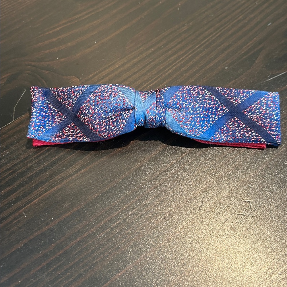 🦩Vintage Clip-On Bow Tie - Blue & Red Geometric Pattern
